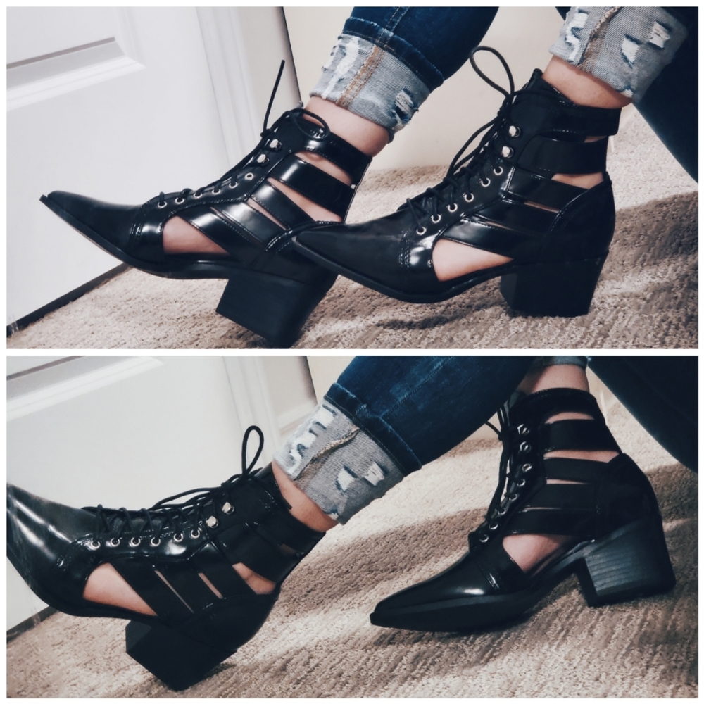 ♣️ NWOT Sexy Lace Up Black Booties